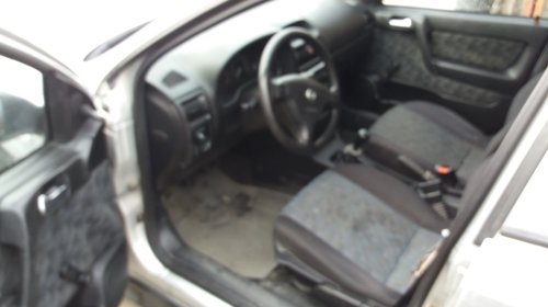 Dezmembrez opel astra g caravan 1,6i gri metalizat 1999