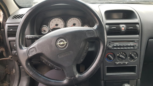 Dezmembrez Opel Astra G CC 2 usi Negru 1998-2009