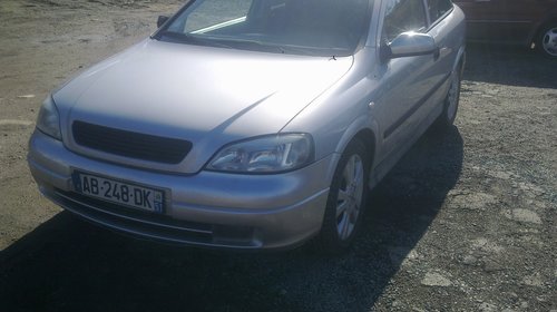 Dezmembrez opel astra g coupe 2.0 dti model 2000