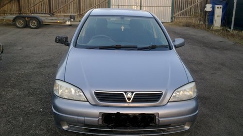 Dezmembrez opel astra G hatchback 1.7 CDTI motor ecotec an 2004 orice piesa motor,caroserie,interior