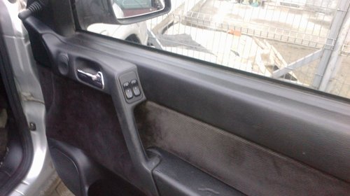 Dezmembrez Opel Astra G hatchback 1.7 DTI Isuzu, an 2001