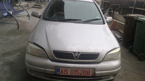 Dezmembrez Opel Astra G hatchback 1.7 DTI Isu