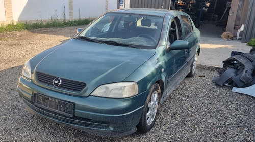 Dezmembrez Opel Astra G hatchback 2000 2001 2