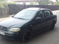 Dezmembrez Opel Astra G sedan 1.6 8v x16szr