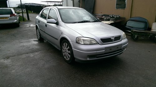 Dezmembrez Opel Astra G Z18XE