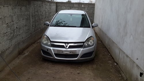 Dezmembrez opel astra h 1.6 benzina an 2004 c