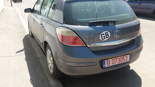 Dezmembrez Opel Astra H 1.6 benzina