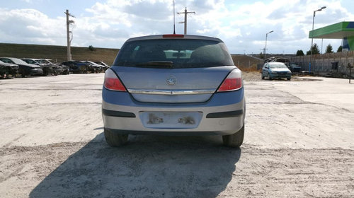 Dezmembrez Opel Astra H 1.6B an 2006