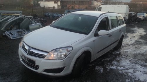 Dezmembrez Opel Astra H 1.7 CDTI 74kw 100cp 2