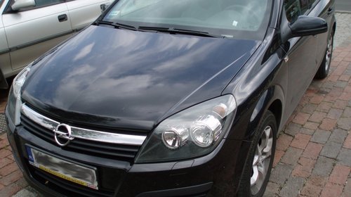 Dezmembrez Opel Astra H 1.7 CDTI din 2005 vol