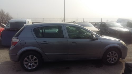 Dezmembrez Opel Astra H 1.7 cdti motor Z17DTL din 2004