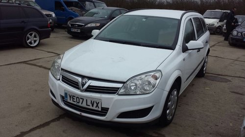 Dezmembrez Opel Astra H, 1.7cdti, an 2007