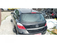 Dezmembrez Opel Astra H 1.9 diesel