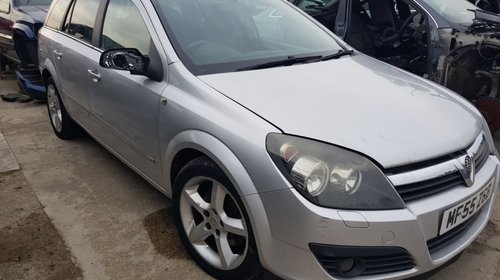 Dezmembrez Opel Astra H 1.9cdti 2005 150cp