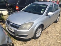 Dezmembrez Opel Astra H,2004