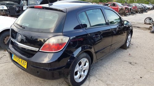 Dezmembrez Opel Astra H 2005 1.7cdti