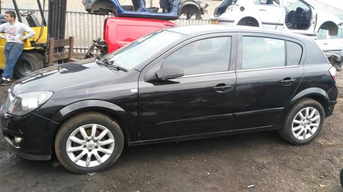 Dezmembrez Opel Astra H 2005 Hatchback 1.7 CDTI