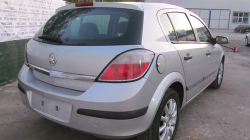 Dezmembrez Opel Astra H 2006 1.7 CDTI