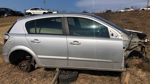 Dezmembrez Opel Astra H 2006 HACHBACK 1.6