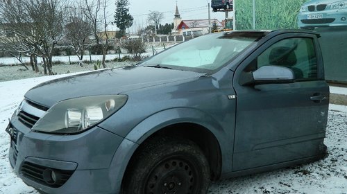 Dezmembrez Opel Astra H - 2006