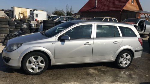 Dezmembrez Opel Astra H 2007 combi 1,7 cdti