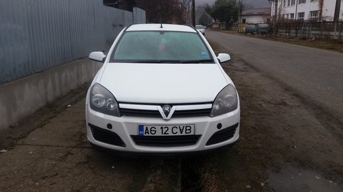 Dezmembrez Opel Astra H Alb 1.3 CDTI