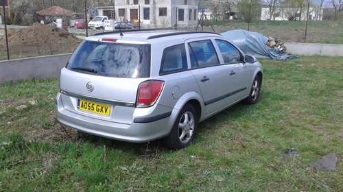 Dezmembrez Opel Astra H , an 2005 , 1.3 CDTI