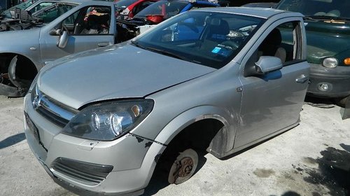 Dezmembrez Opel Astra H, an 2006, motor 1.4 benzina