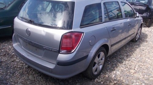 Dezmembrez Opel Astra H ,an 2006