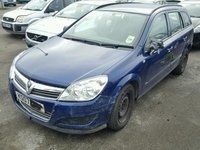 Dezmembrez Opel Astra H combi, 1.3cdti