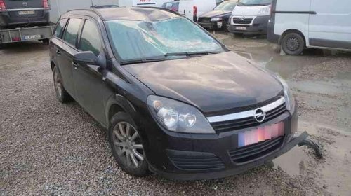 Dezmembrez Opel Astra H Z13DT