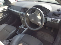 Dezmembrez Opel Astra H Z16XEP