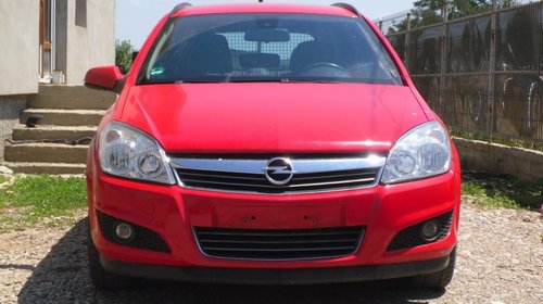 Dezmembrez Opel Astra H Z17DTJ, 110 Cp, an 2009