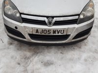 Dezmembrez Opel Astra H