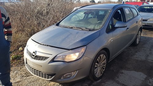 Dezmembrez Opel ASTRA J 1.3 cdti a13dte