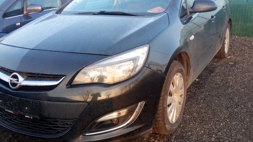 Dezmembrez Opel Astra J 1.7cdti -2014