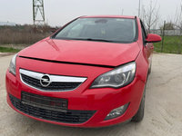 Dezmembrez Opel Astra J 2.0 CDTI A20DTH 120.000 km
