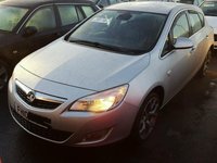 Dezmembrez Opel Astra J, 2.0cdti 2010