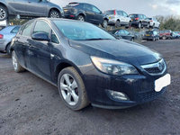 Dezmembrez Opel Astra J 2011 HATCHBACK 1.4i A14XER