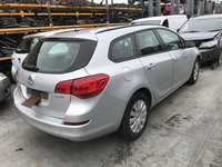 Dezmembrez Opel Astra J 2013 combi 1,7 cdti