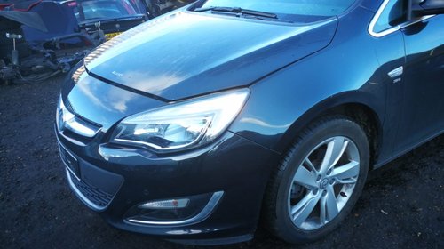 Dezmembrez Opel Astra J 2013 Facelift 2.0 CDTI Automat