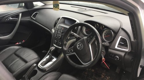 Dezmembrez Opel Astra J 2013 HATCHBACK 2.0
