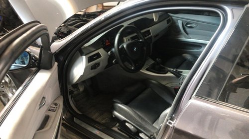 Dezmembrez Opel astra J volan stanga