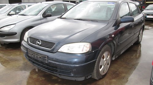 Dezmembrez Opel astra motor 1700 diesel an 20