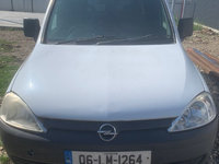 Dezmembrez Opel Combo 1.3 Z13DT 51 KW an 2007