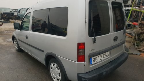 Dezmembrez Opel Combo 2003 1.7dti Isuzu