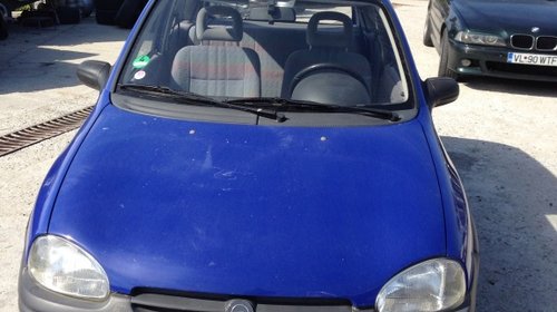 Dezmembrez Opel Corsa B 1.2 benzina