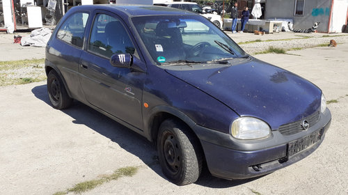 Dezmembrez OPEL CORSA B 1.4 B-X14SZ DIN 1998