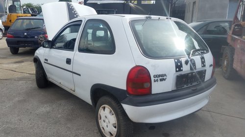 Dezmembrez Opel Corsa B, an 1996, 2 usi, 1.4 benzina, cutie automata