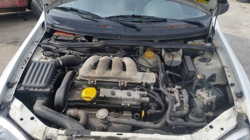 Dezmembrez Opel Corsa B, an 1996, 2 usi, 1.4 benzina, cutie automata